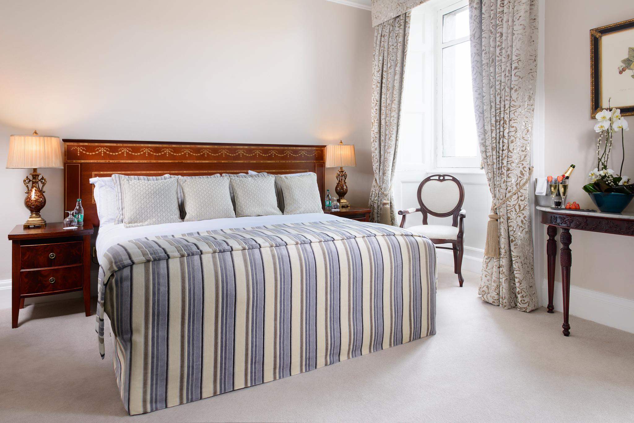 Kilkenny Hibernian Hotel Экстерьер фото