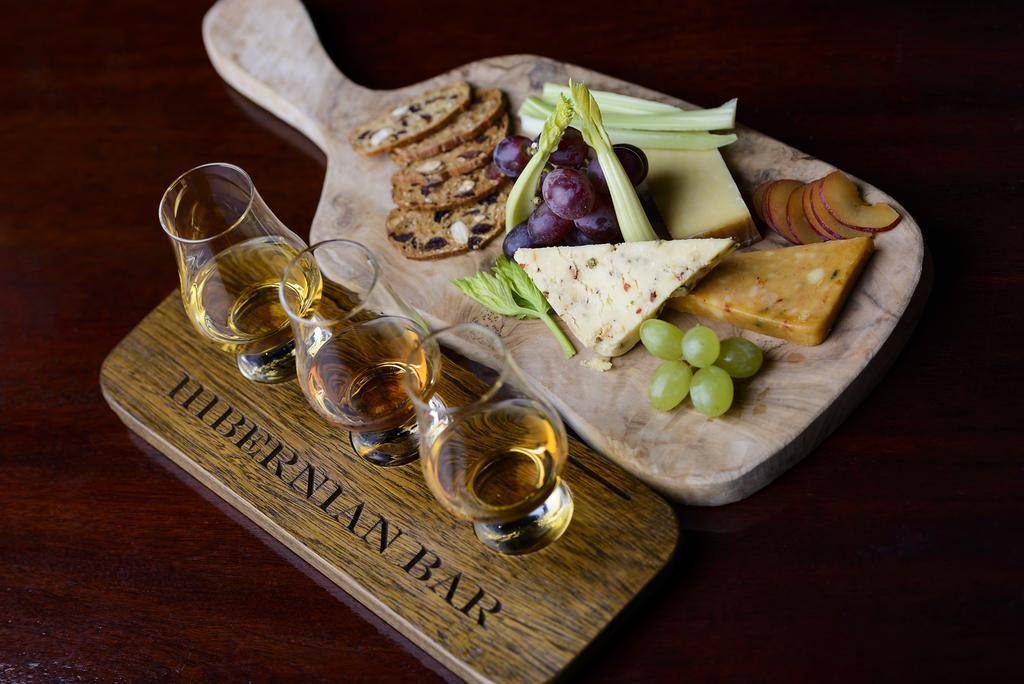Kilkenny Hibernian Hotel Экстерьер фото