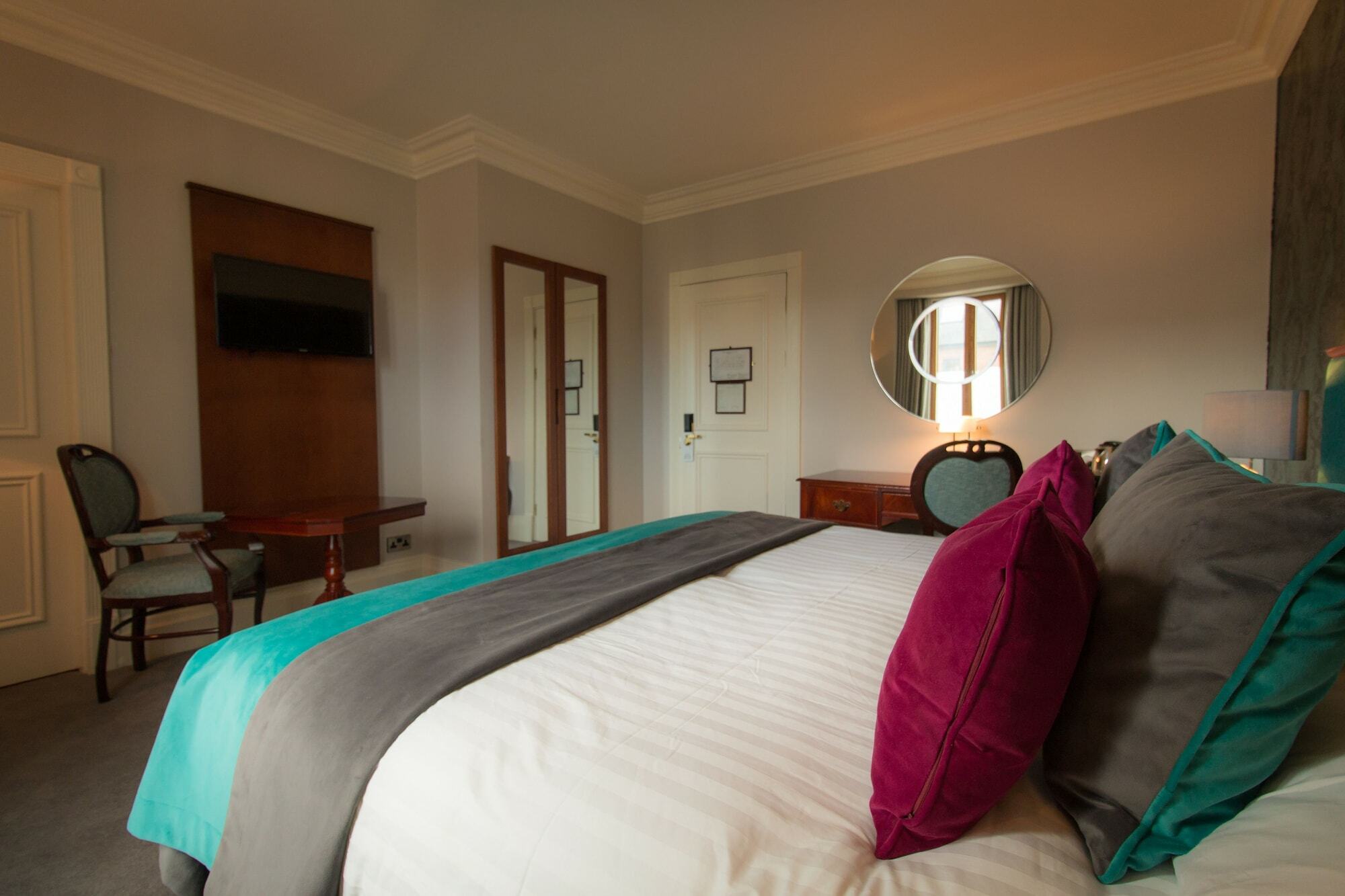 Kilkenny Hibernian Hotel Экстерьер фото