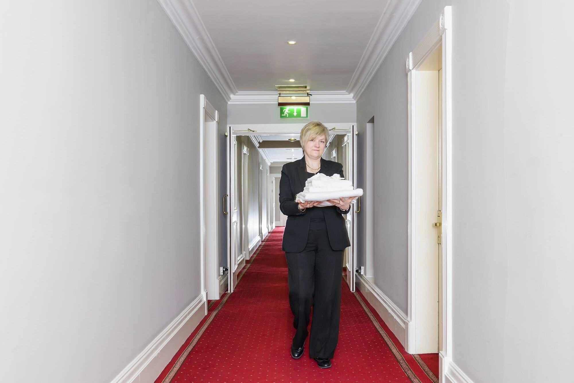 Kilkenny Hibernian Hotel Экстерьер фото